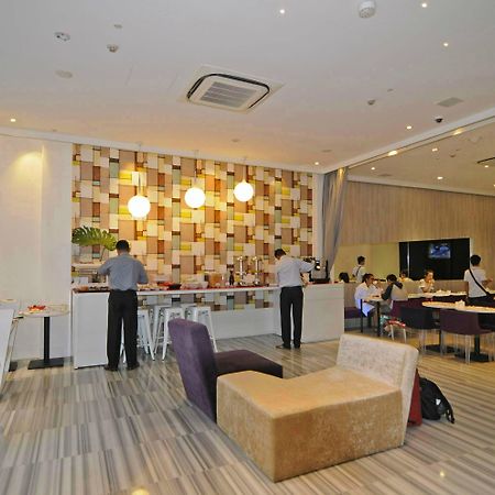 Moon 23 Hotel Сингапур Екстериор снимка